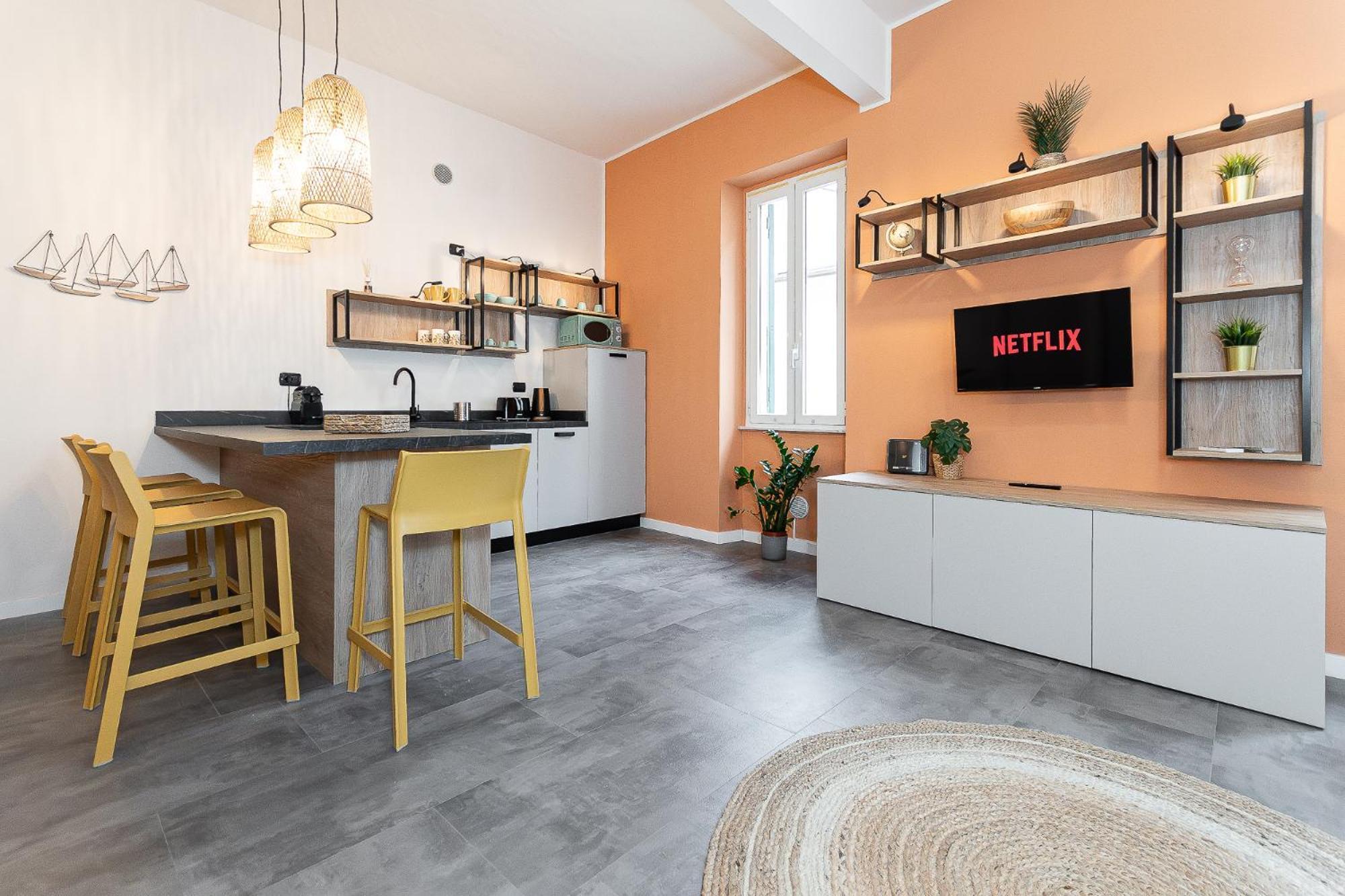 Loano Centro Storico Appartamento Loft Con Parcheggioprivatogratuito Exterior photo